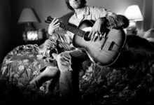 Photo of KURT COBAIN, L’ALTERNATIVA GRUNGE TORNA NELLA MUSICA E NELLA MODA